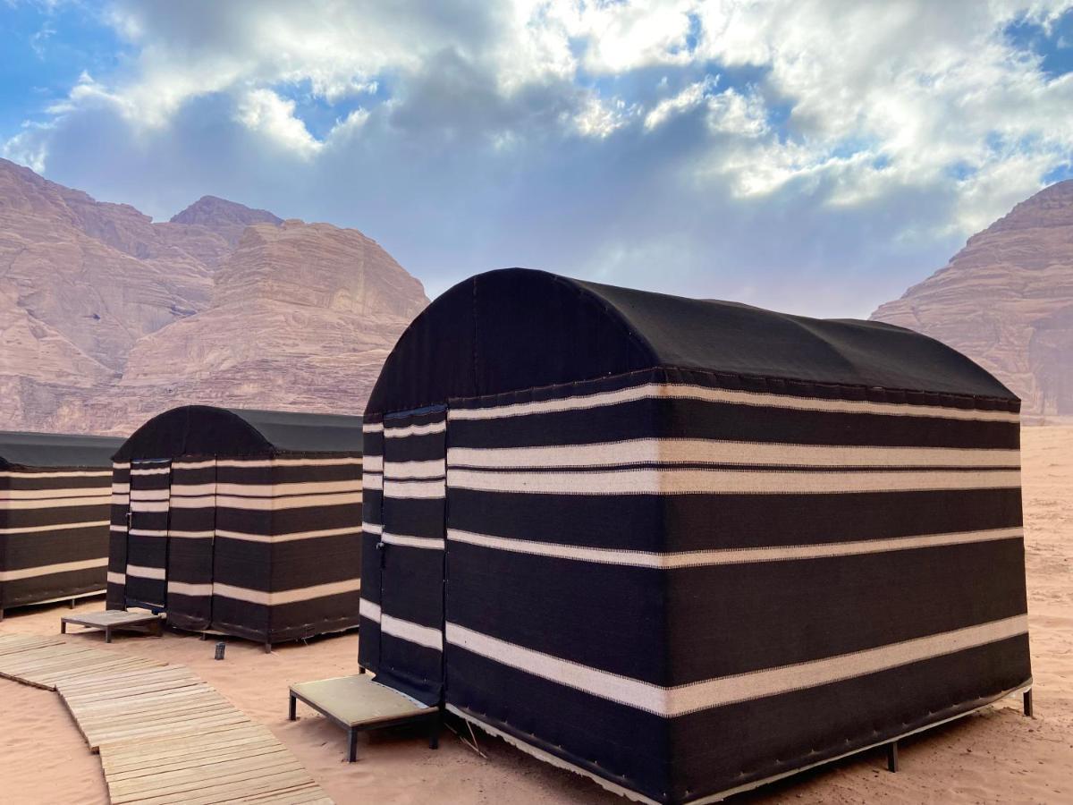 Bedouin Yoga & Trekking Camp Wadi Rum Exterior photo