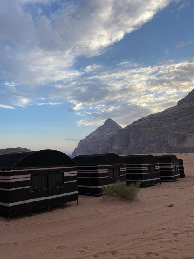 Bedouin Yoga & Trekking Camp Wadi Rum Exterior photo